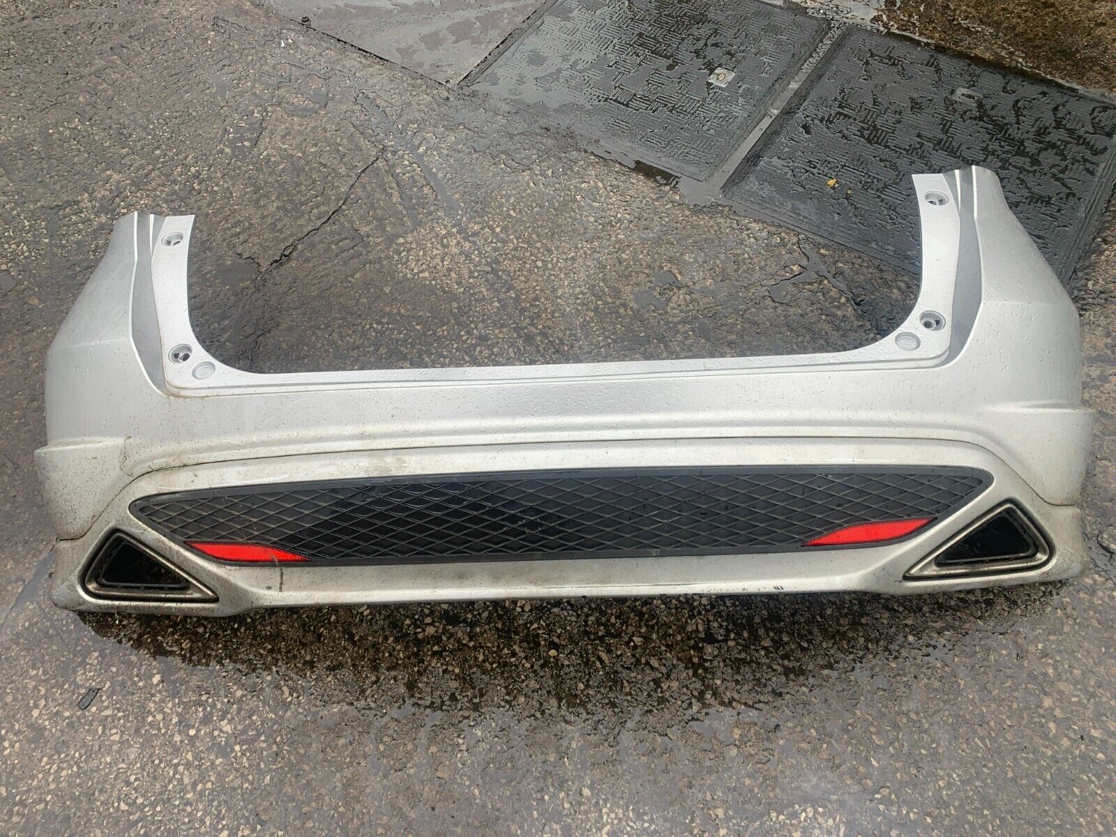 HONDA CIVIC TYPE-R (FN2) 2007-2010 GENUINE REAR BUMPER SILVER COLLECTI ...