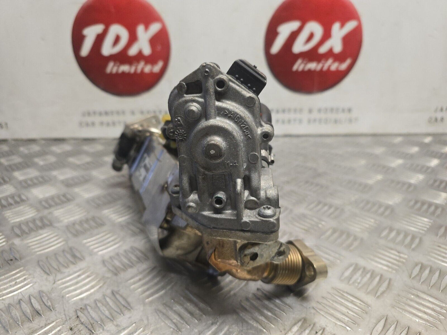 TOYOTA AVENSIS T27 1.6 D4D DIESEL 2015-2018 GENUINE EGR COOLER + VALVE 792600601