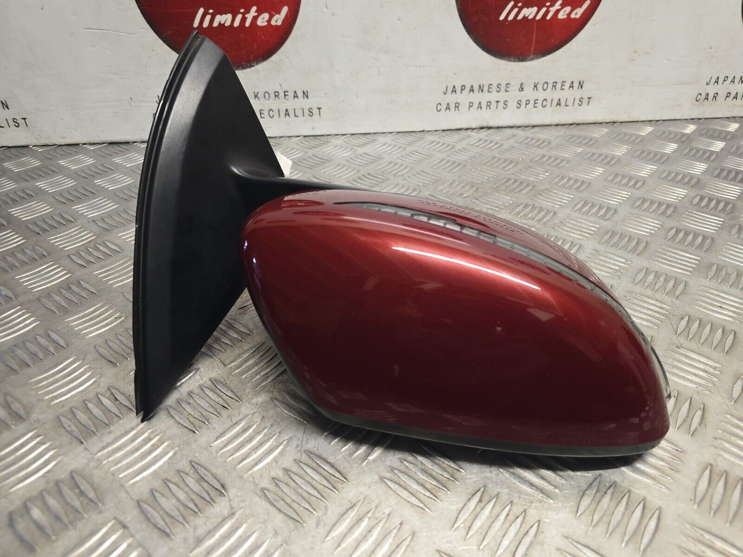 NISSAN QASHQAI J11 2014-2021 GENUINE DRIVERS SIDE POWER FOLD MIRROR NAJ RED