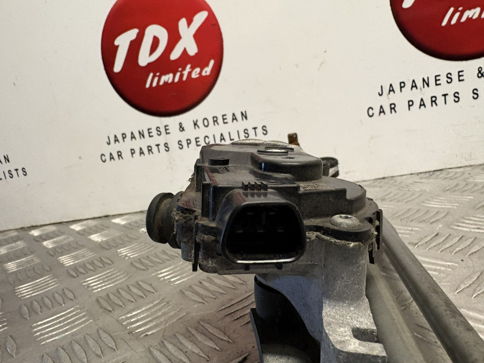 Toyota GT86 2012-2020 Genuine Front Wiper Motor Linkage Mechanism - photo 7 of 9