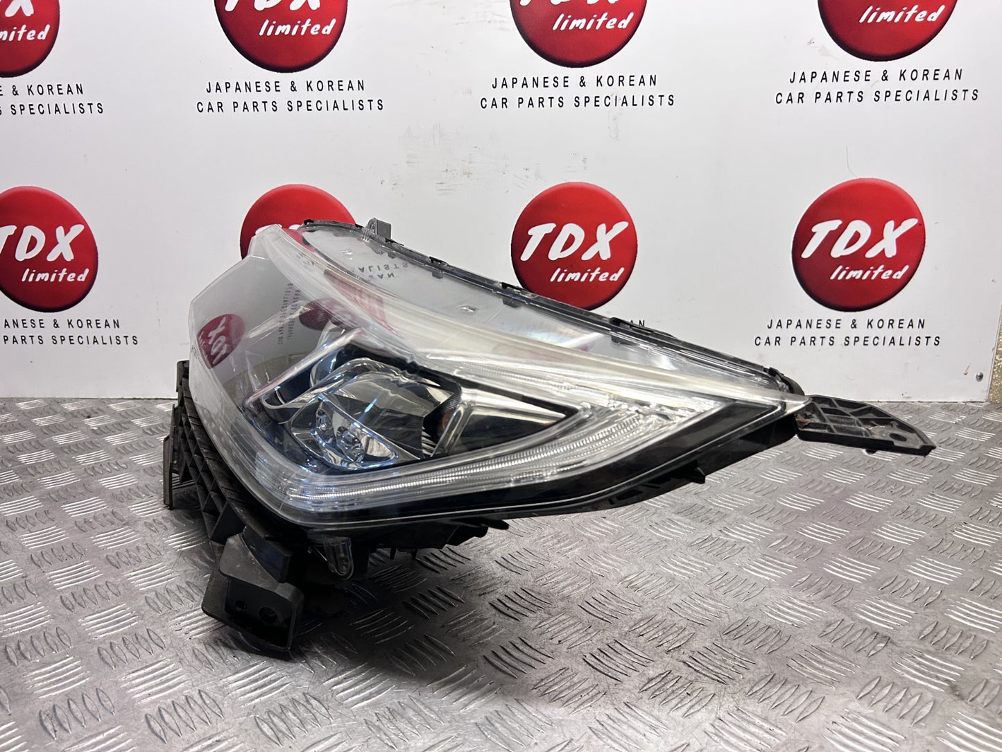 Honda Cr-V Mk4 2015-2018 Passenger Side Genuine Xenon Led Headlight 6