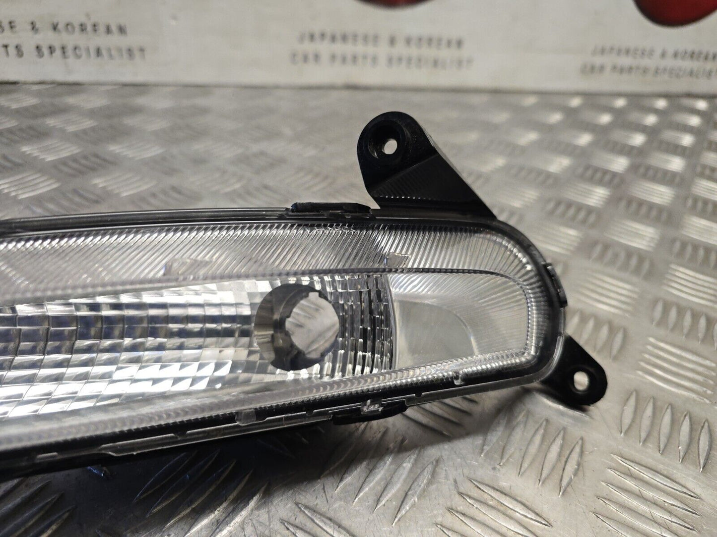 KIA CEED JD 2015-2018 MK2 FACELIFT GENUINE PASSENGERS SIDE FRONT FOG LIGHT