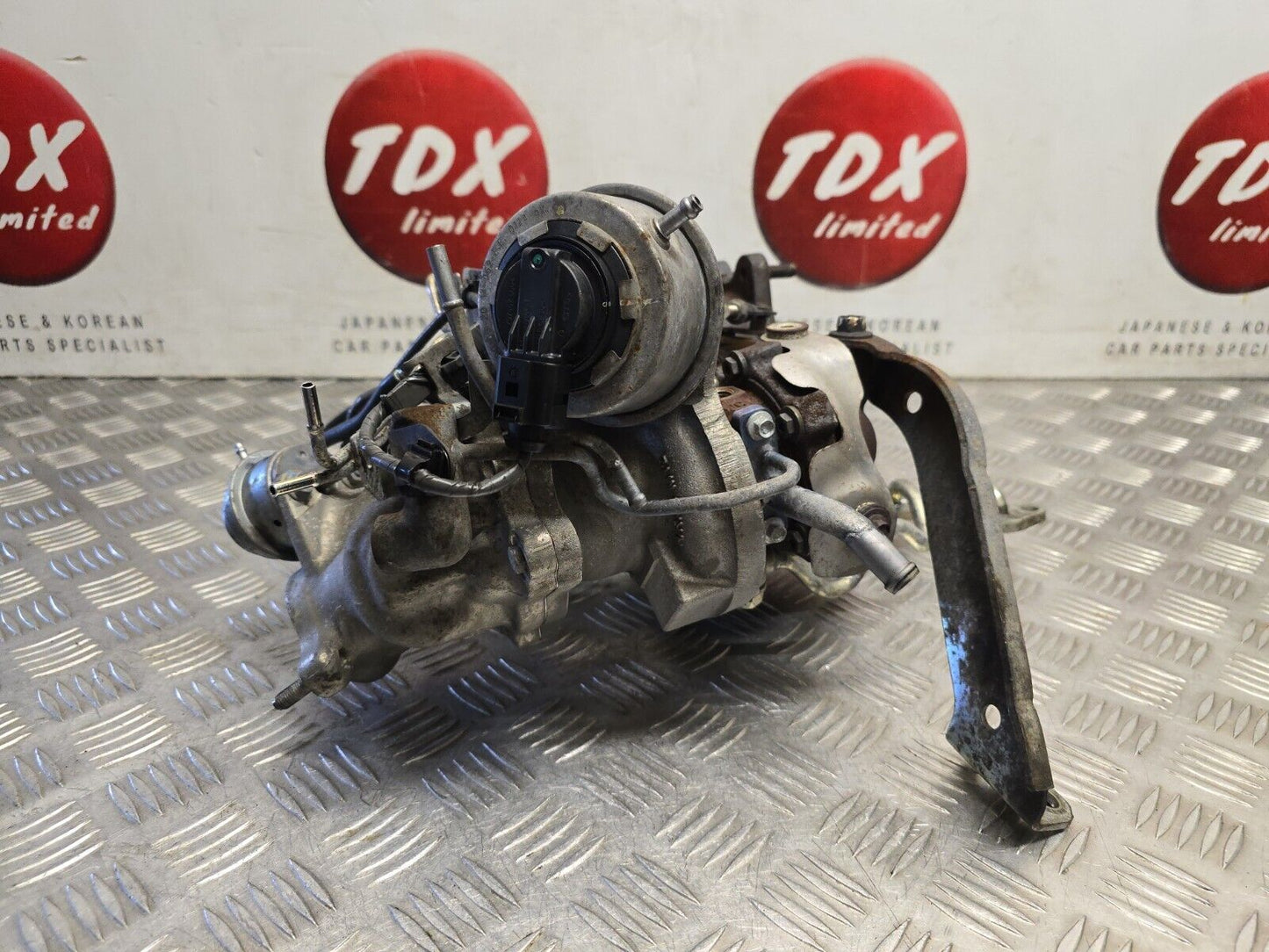 MAZDA 3 6 CX-5 2014-2018 2.2 DIESEL GENUINE TWIN BI TURBO + ACTUATOR SH01-13700