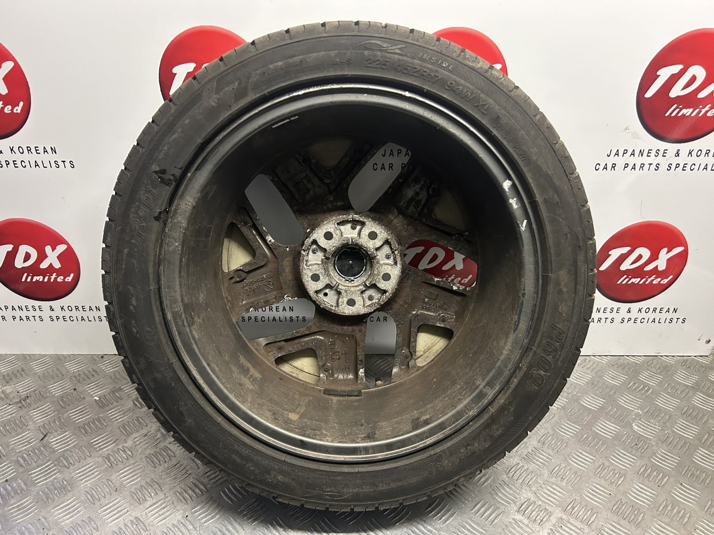 Hyundai Ioniq 2020-2022 Genuine 17" Alloy Wheel 7.36Mm Tyre 225/45/17 9