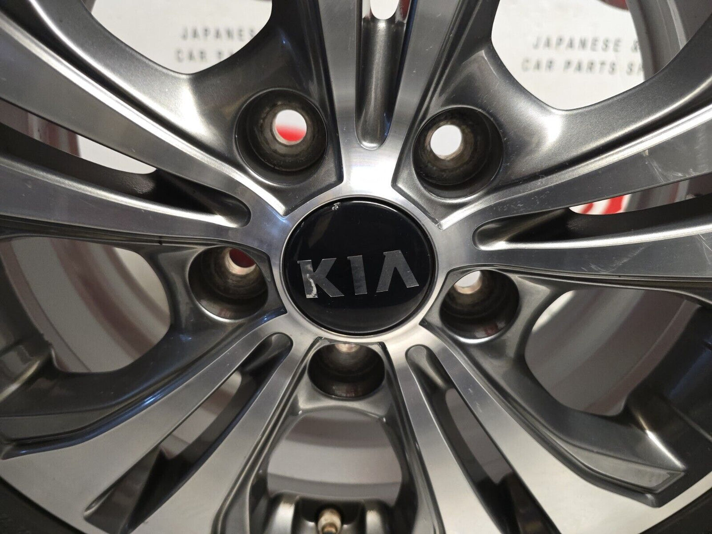 KIA VENGA 2010-2019 16" DIAMOND CUT ALLOY WHEEL 5.8MM TYRE 205/55/16 52910-1P650