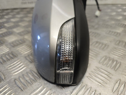 TOYOTA YARIS MK3 2012-2017 GENUINE DRIVERS SIDE MANUAL FOLD MIRROR 1F7 SILVER