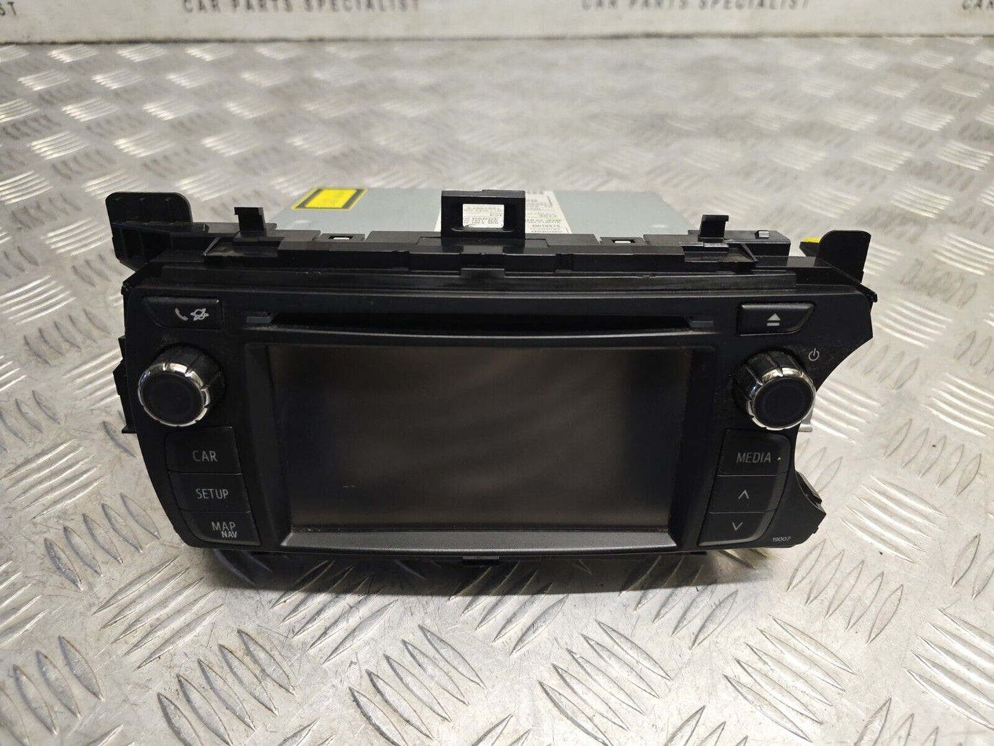 TOYOTA YARIS MK3 2012-2015 SAT NAV CD STEREO RADIO MEDIA HEAD UNIT 86140-0D020