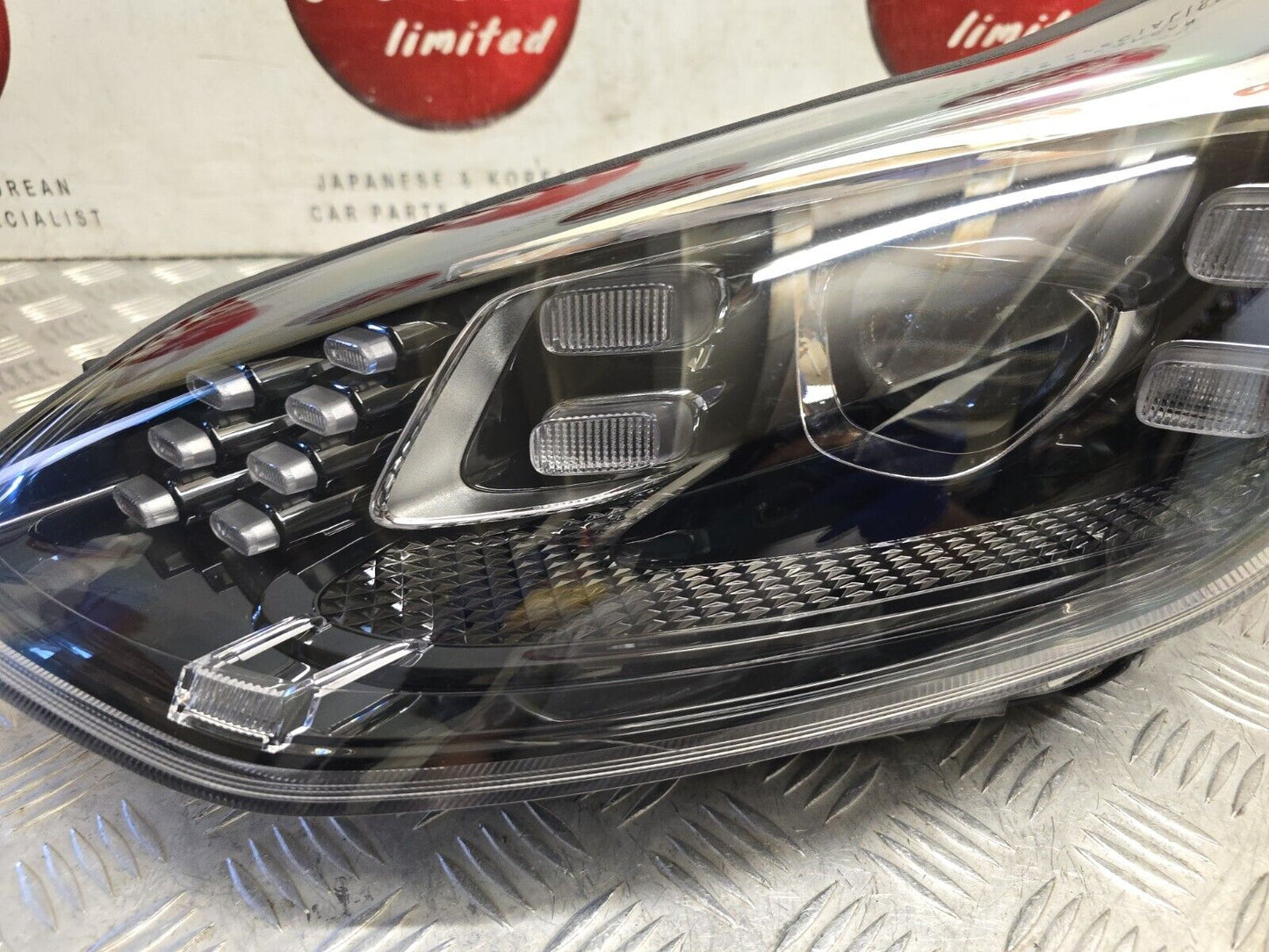 KIA SPORTAGE MK4 GT-LINE 2020-2022 GENUINE PASSENGERS SIDE HALOGEN LED HEADLIGHT