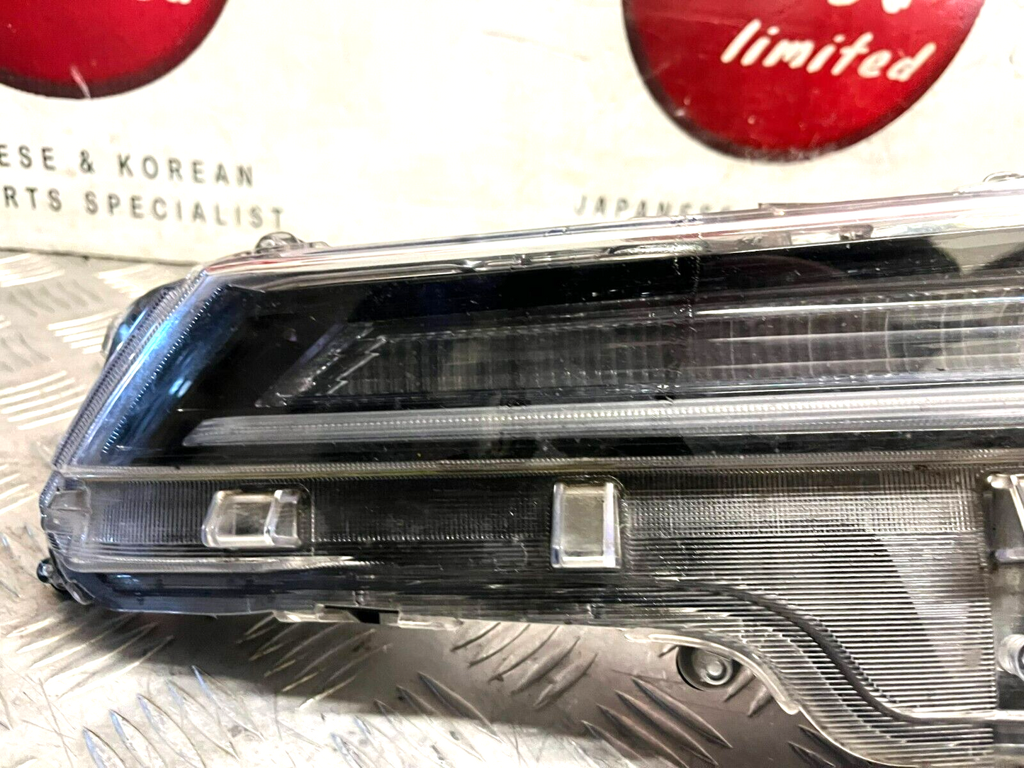 TOYOTA COROLLA MK12 2019-2022 GENUINE PASSENGER SIDE LED HEADLIGHT 81150-02T10