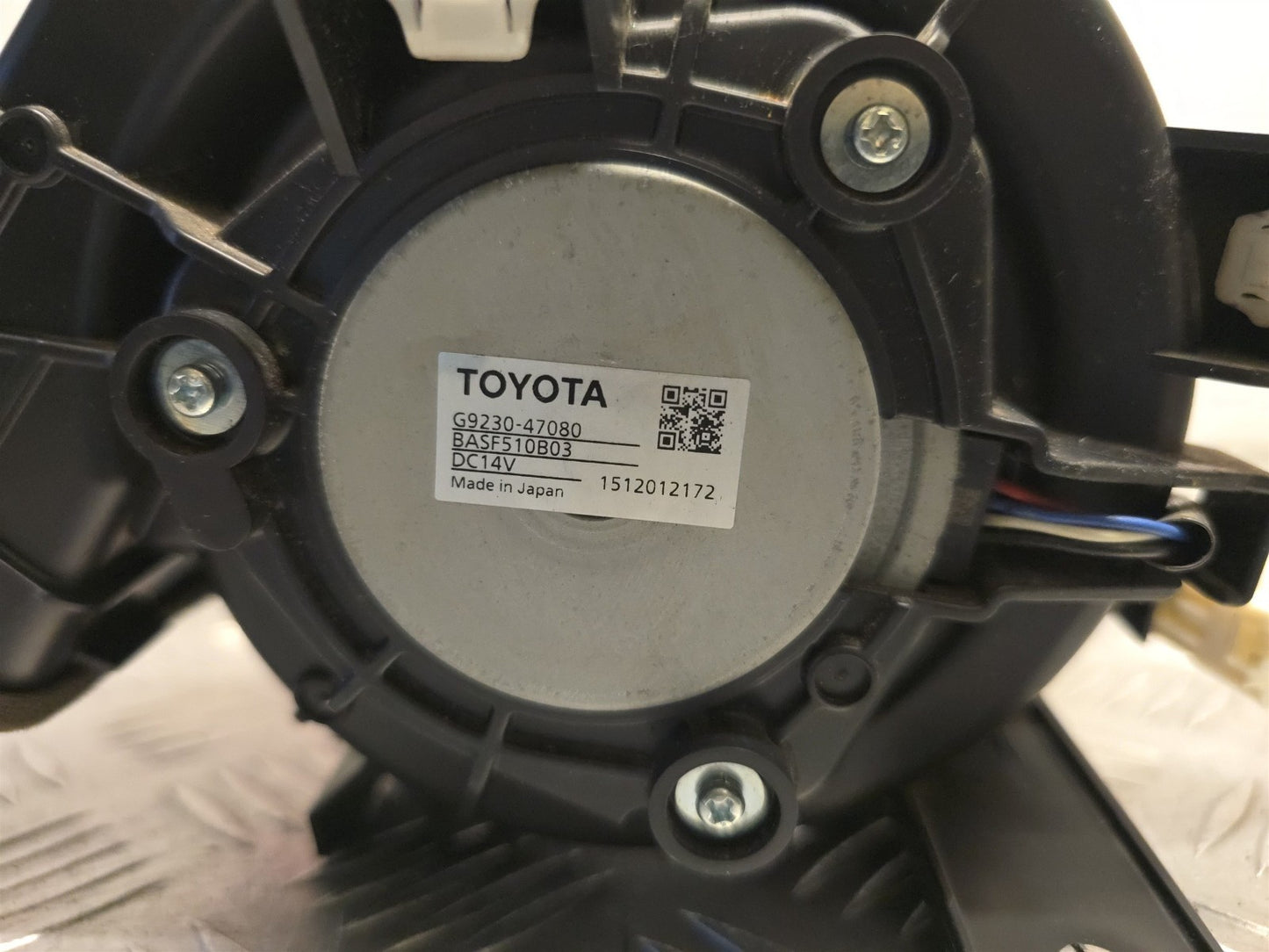 47763041
