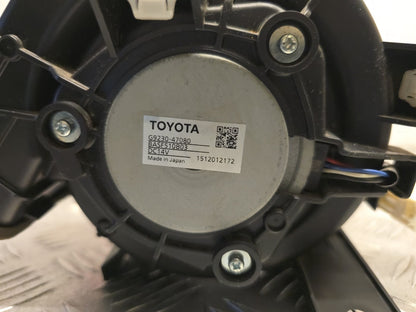 47763041
