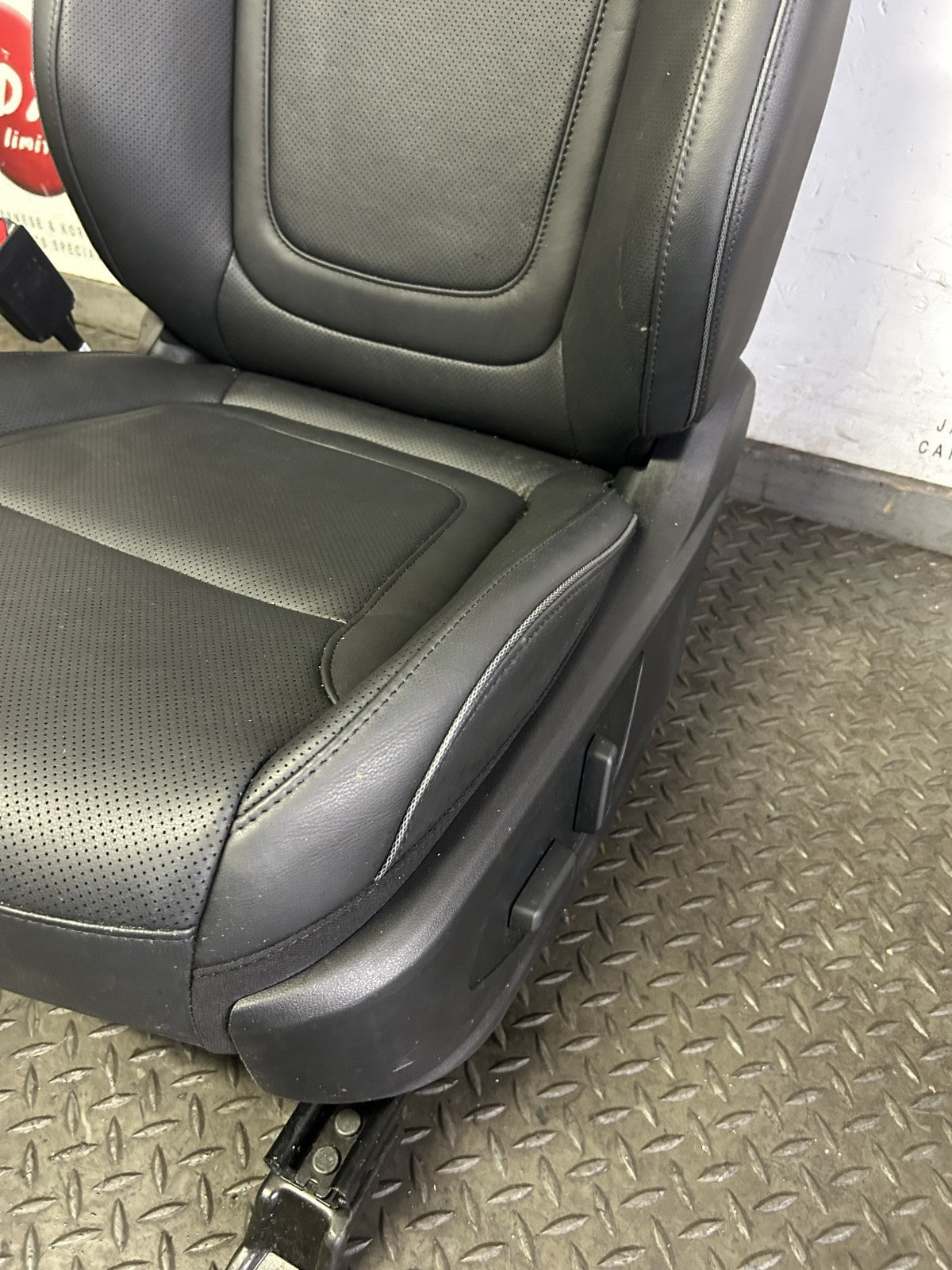 Hyundai Tucson (Nx4) Mk4 2021-2025 Genuine Passengers Front Leather Heated Seat 4
