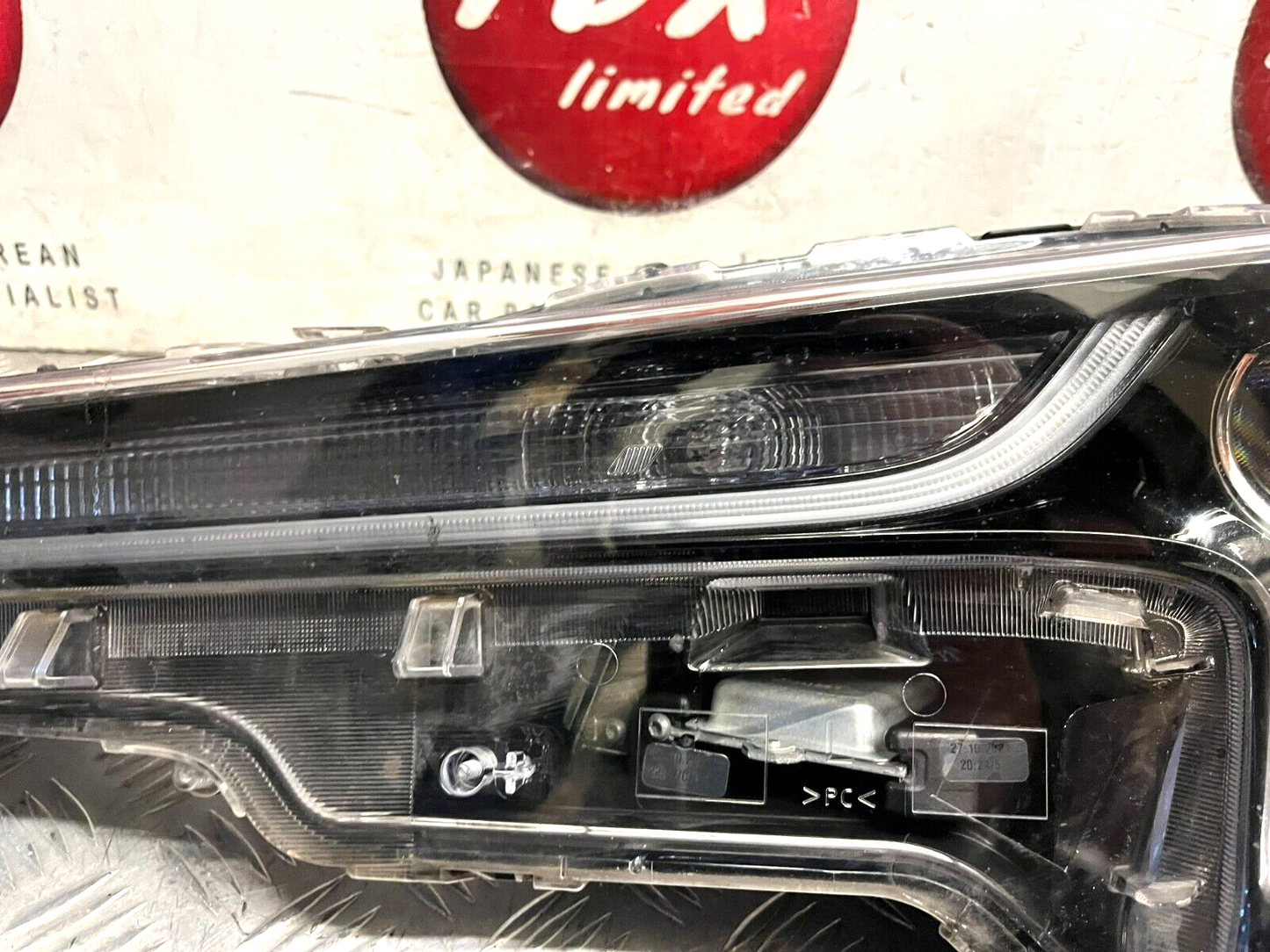 TOYOTA COROLLA MK12 2019-2022 GENUINE PASSENGER SIDE LED HEADLIGHT 81150-02T10