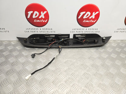 NISSAN QASHQAI J11 2014-2021 GENUINE REAR COMPLETE BOOT HANDLE SWITCH TRIM LIGHT