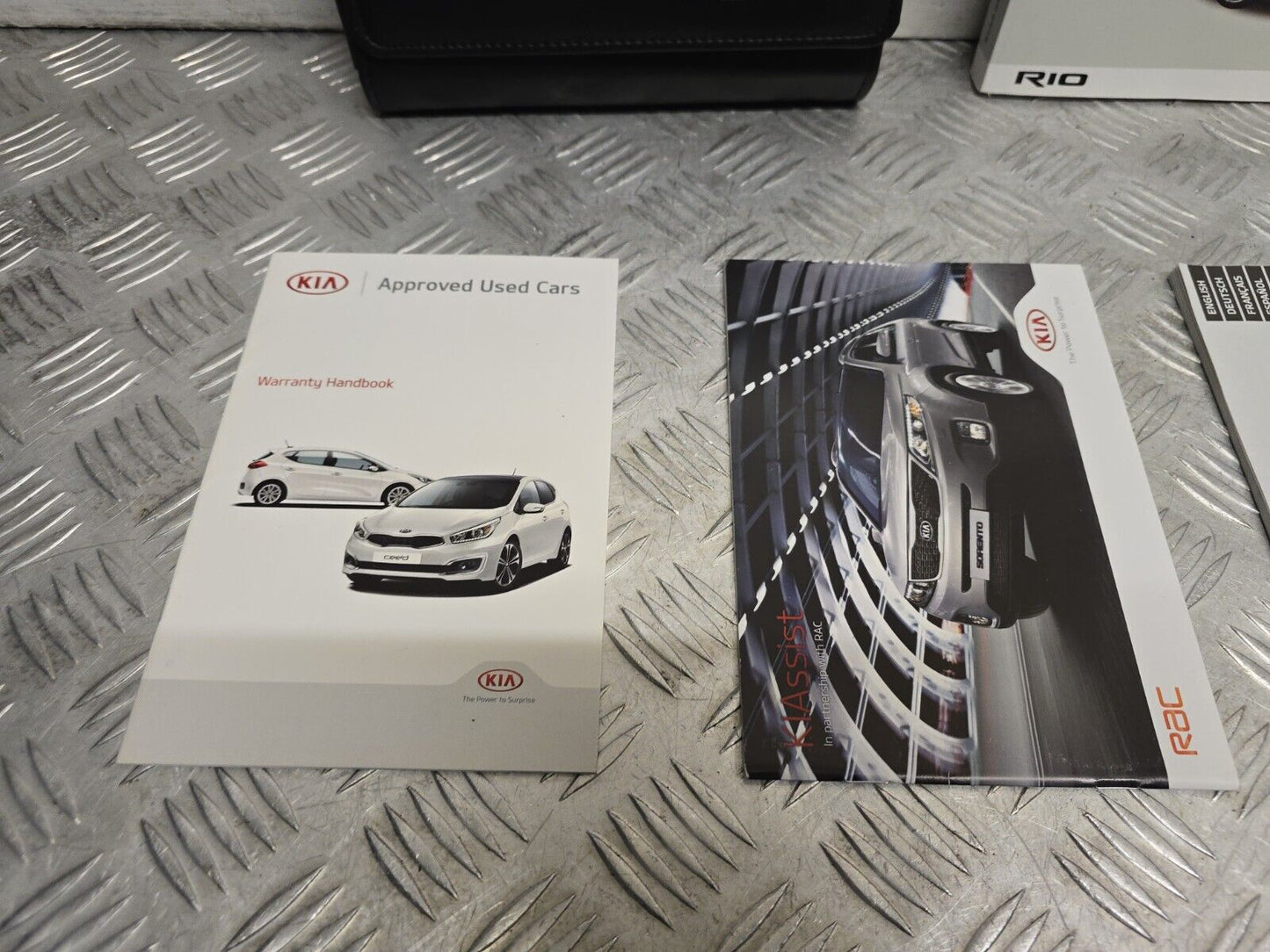 KIA RIO YB MK4 2017-2023 GENUINE OWNERS MANUAL HANDBOOK PACK WALLET BOOK