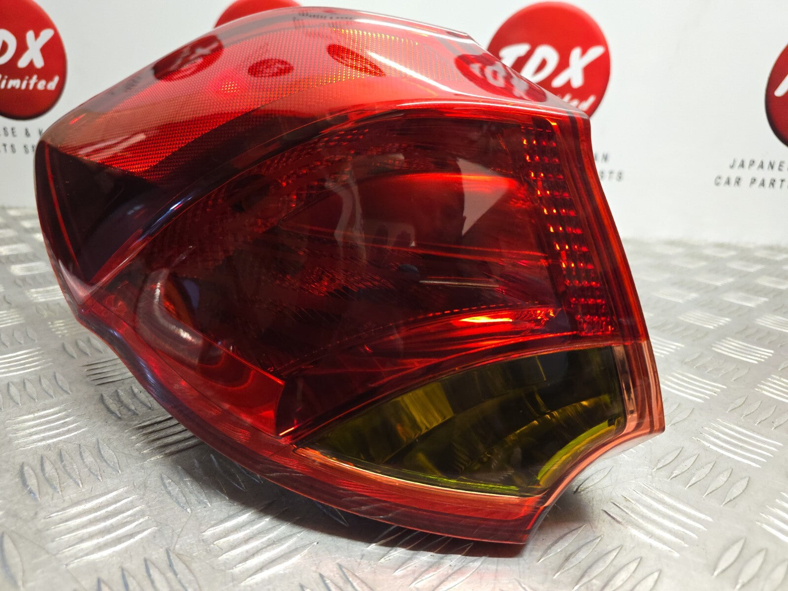 Kia Ceed Jd Mk2 2012-2018 Hatchback Passengers Rear Body Brake Light 92401-A20 2