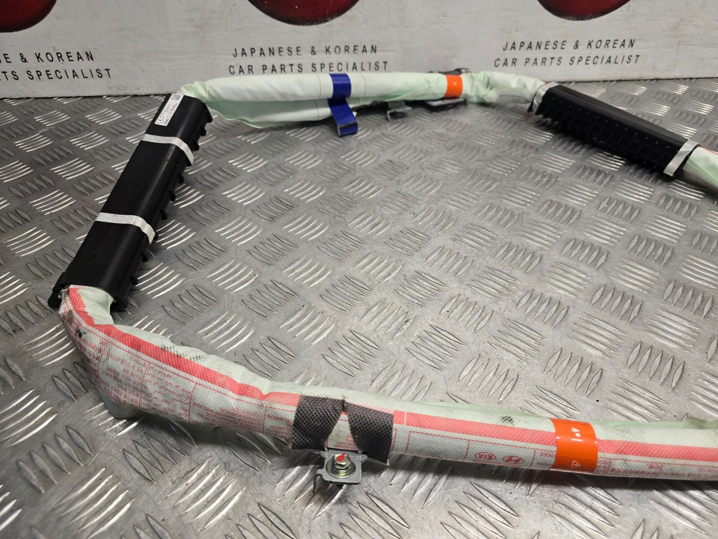 HYUNDAI TUCSON MK3 2015-2020 GENUINE DRIVER SIDE ROOF CURTAIN AIRBAG 85020-D7000