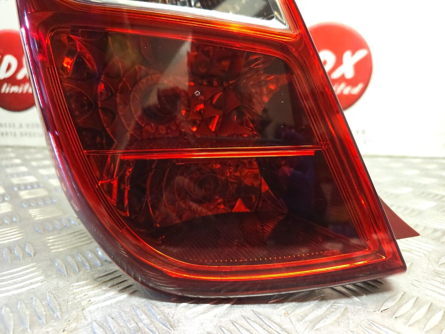 HYUNDAI I10 2011-2013 MK1 FACELIFT PASSENGER SIDE REAR BODY BRAKE LIGHT LAMP