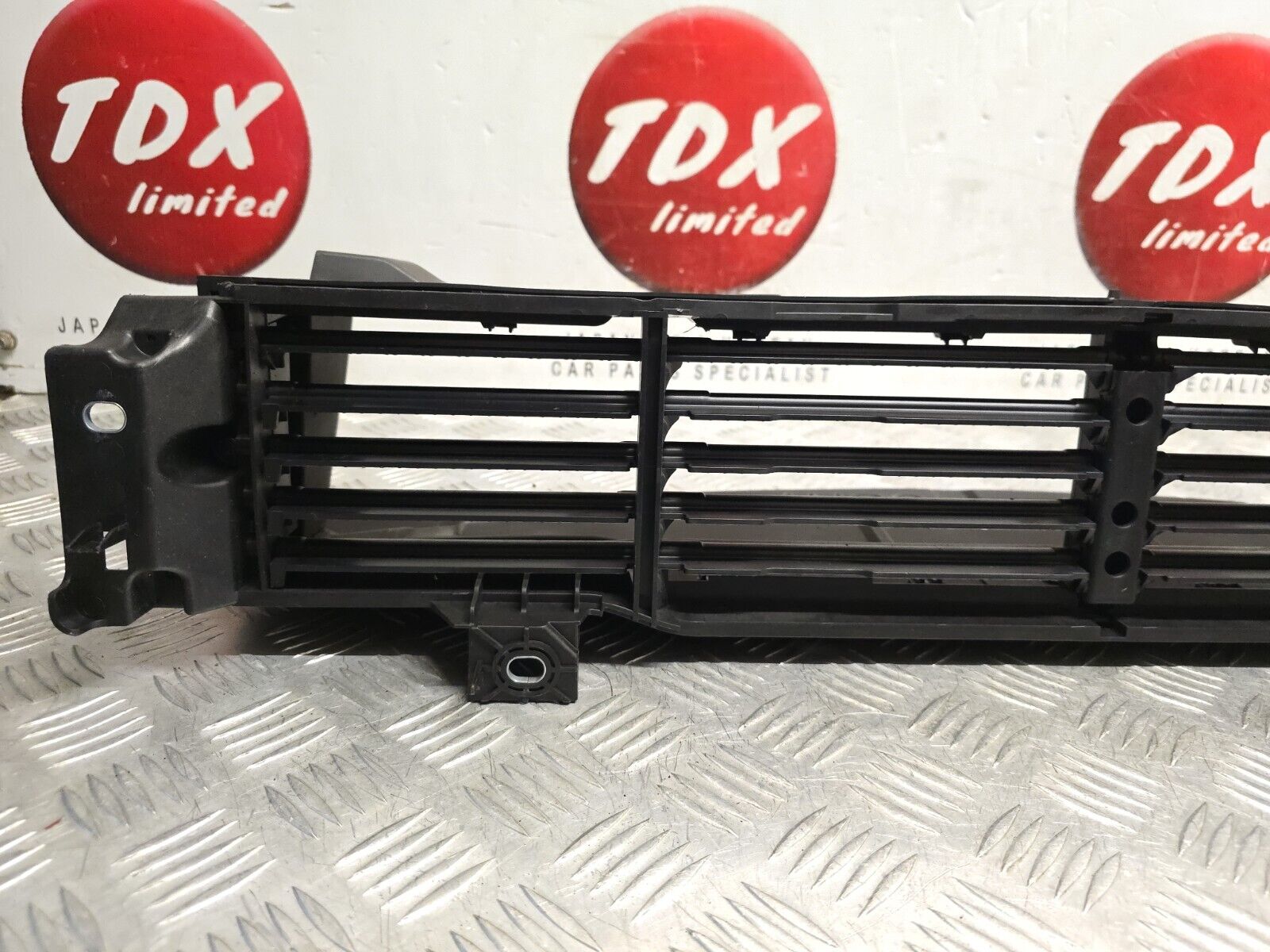 Mazda 6 MK3 Front Grille Flap Actuator, Black | TDX