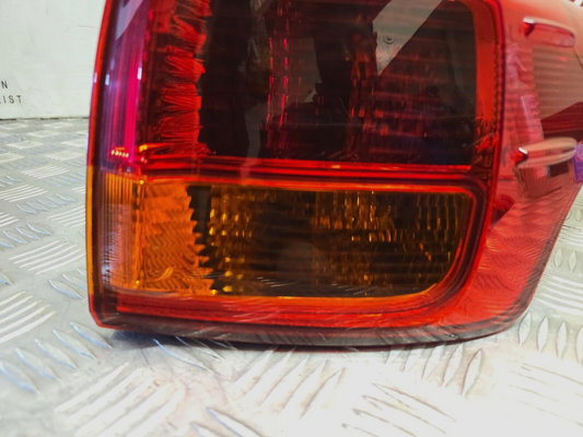 TOYOTA RAV4 (XA40) MK4 2012-2015 GENUINE DRIVERS SIDE REAR BODY BRAKE LIGHT LAMP