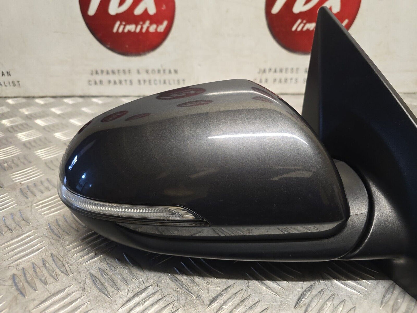 KIA RIO YB MK4 2017-2023 GENUINE DRIVERS SIDE POWER FOLD WING MIRROR ABT 8PIN