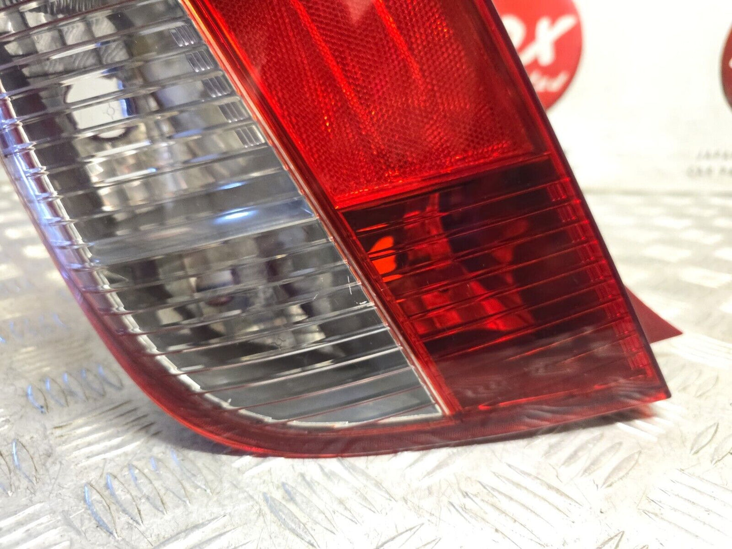 HYUNDAI I10 MK1 2007-2010 PRE-FACELIFT GENUINE PASSENGERS REAR OUTER BRAKE LIGHT