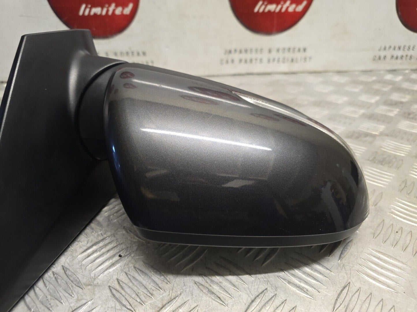 KIA RIO YB MK4 2017-2023 GENUINE DRIVERS SIDE POWER FOLD WING MIRROR ABT 8PIN