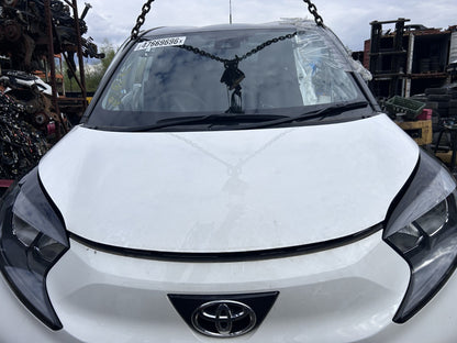 TOYOTA AYGO X 2022-2025 1.0 AUTOMATIC GENUINE COMPLETE FRONT END WHITE (040)