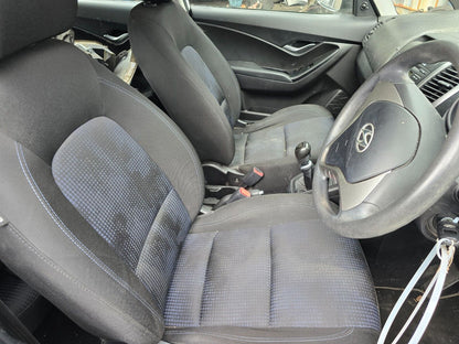 2011 HYUNDAI IX20 MK1 (JC) CLASSIC 1.4 PETROL 5 SPEED MANUAL VEHICLE FOR BREAKING AND PARTS