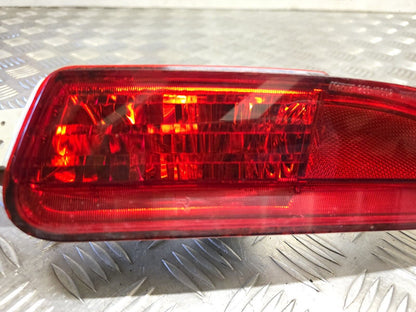 HONDA CR-V MK4 2013-2015 GENUINE DRIVERS SIDE REAR BUMPER REFLECTOR LIGHT