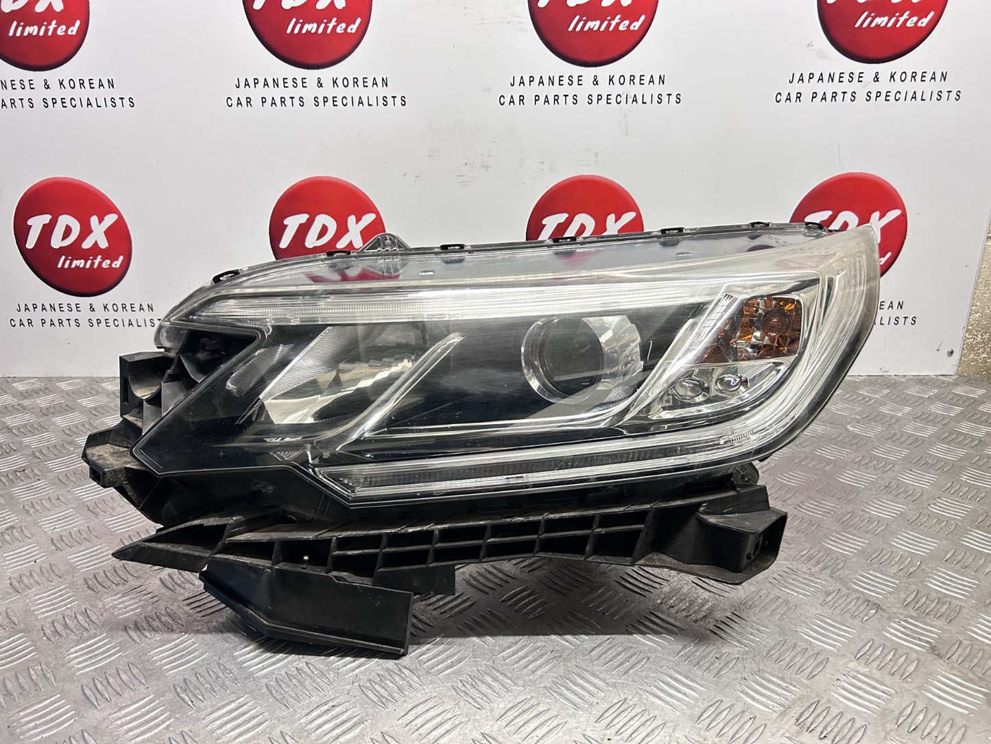Honda Cr-V Mk4 2015-2018 Passenger Side Genuine Xenon Led Headlight 1
