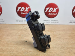 Toyota Prius MK2 2003-2009 Genuine Drivers Front Master Window Switches - photo 1 of 7