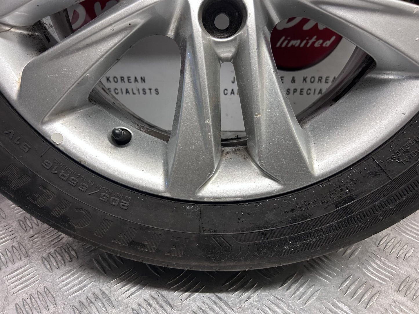 Hyundai I30 Mk2 2012-2016 16" Inch Genuine Alloy Wheel 2.99Mm Tyre 205/55/16 5