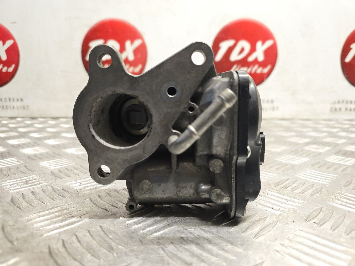 NISSAN NAVARA D23 NP300 2.3 DIESEL 2015-2022 EGR VALVE H8201353607 147109869R