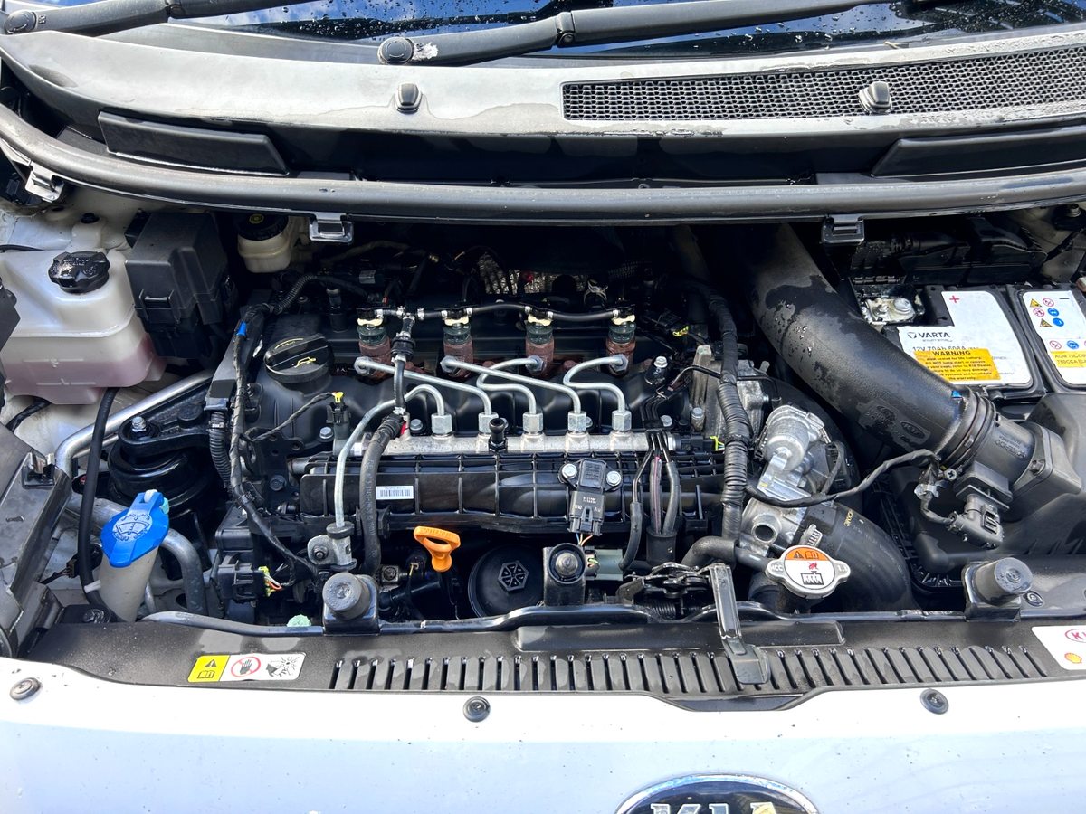 Kia Venga 2015-2019 1.4 Diesel D4FC D4FC-6 Genuine Engine with Injectors Euro 6 - photo 2 of 2
