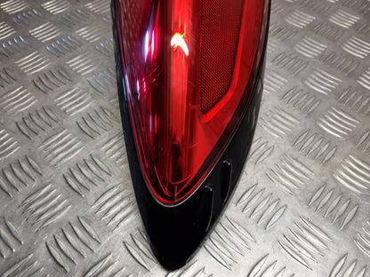TOYOTA C-HR 2016-2019 PRE-FACELIFT GENUINE PASSENGERS REAR OUTER BRAKE LIGHT