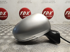 Toyota Prius MK3 2009-2015 Genuine Drivers Manual Fold Wing Mirror 1F7 Silver - photo 1 of 9