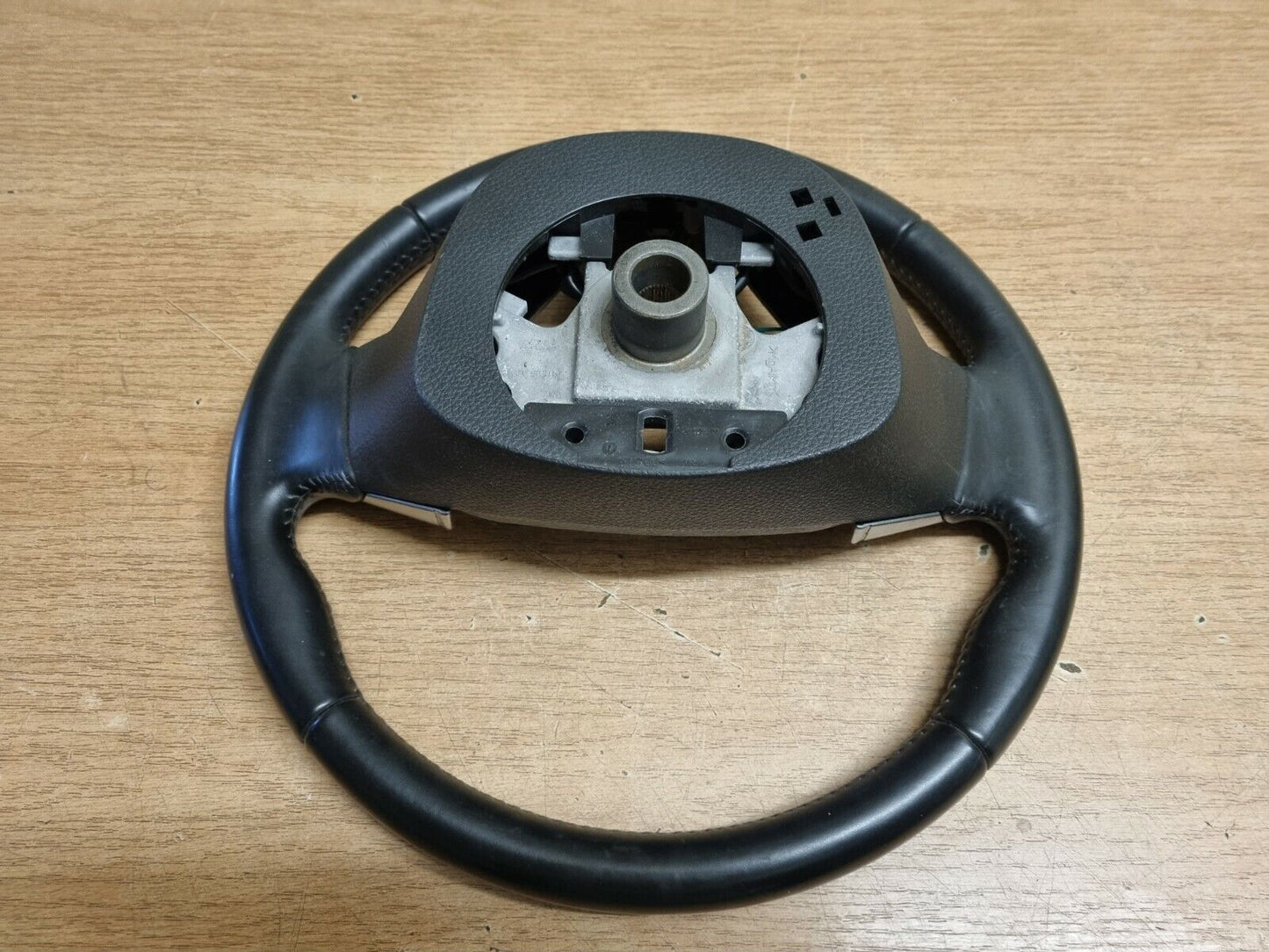 Nissan Qashqai J11 Genuine Leather Multifunctional Steering Wheel 2014-2018