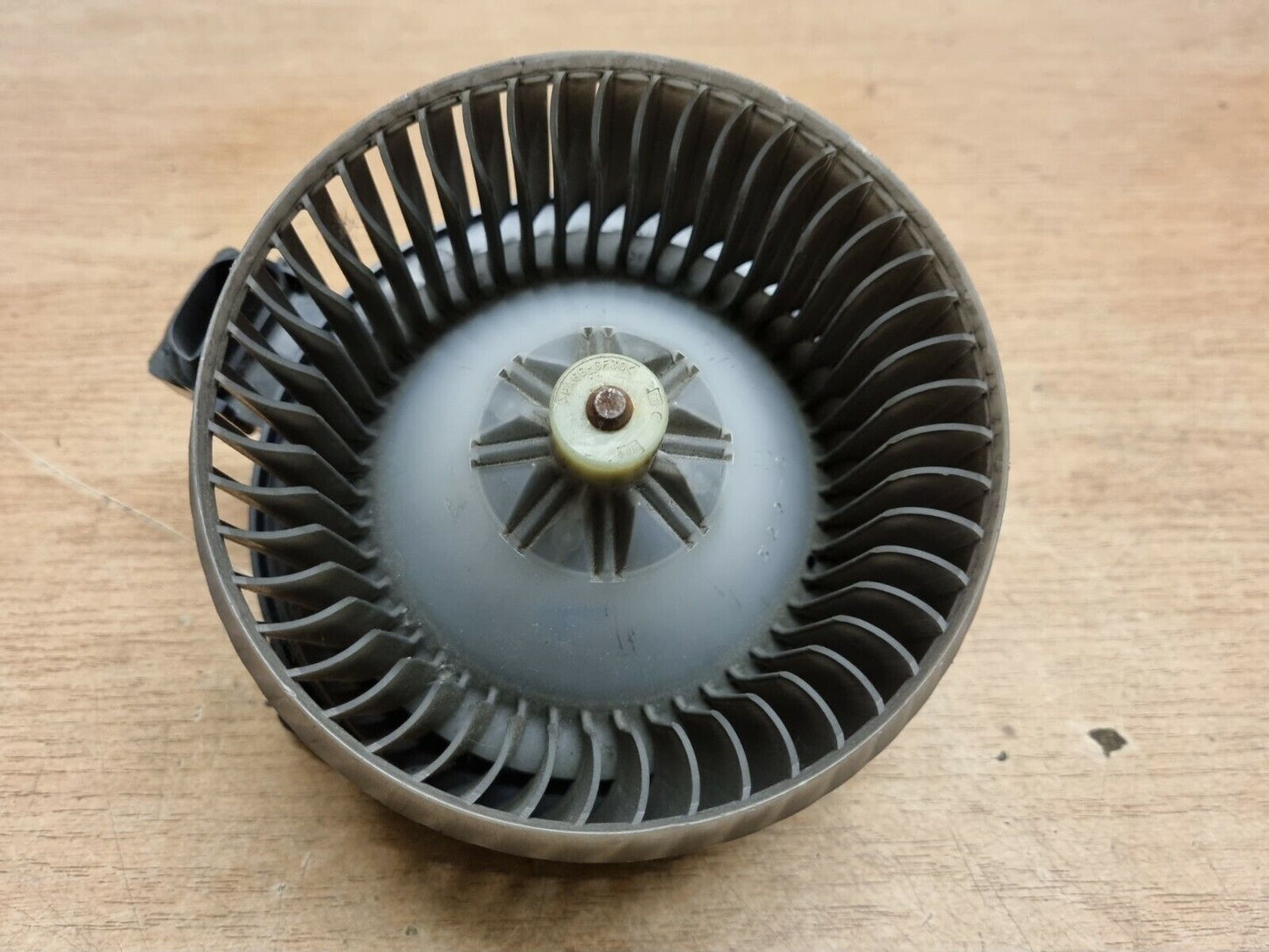 TOYOTA AURIS MK1 GENUINE HEATER BLOWER MOTOR FAN RHD 2006-2012