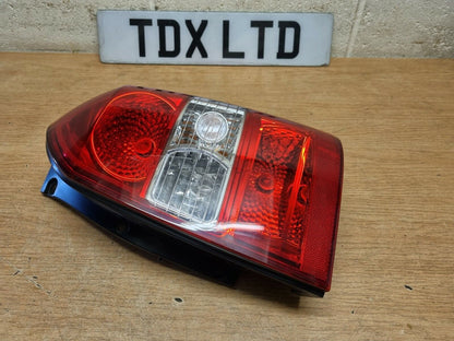 Hyundai Tucson MK1 Genuine Drivers Side Rear Outer Tail Light Lamp 2004-2009