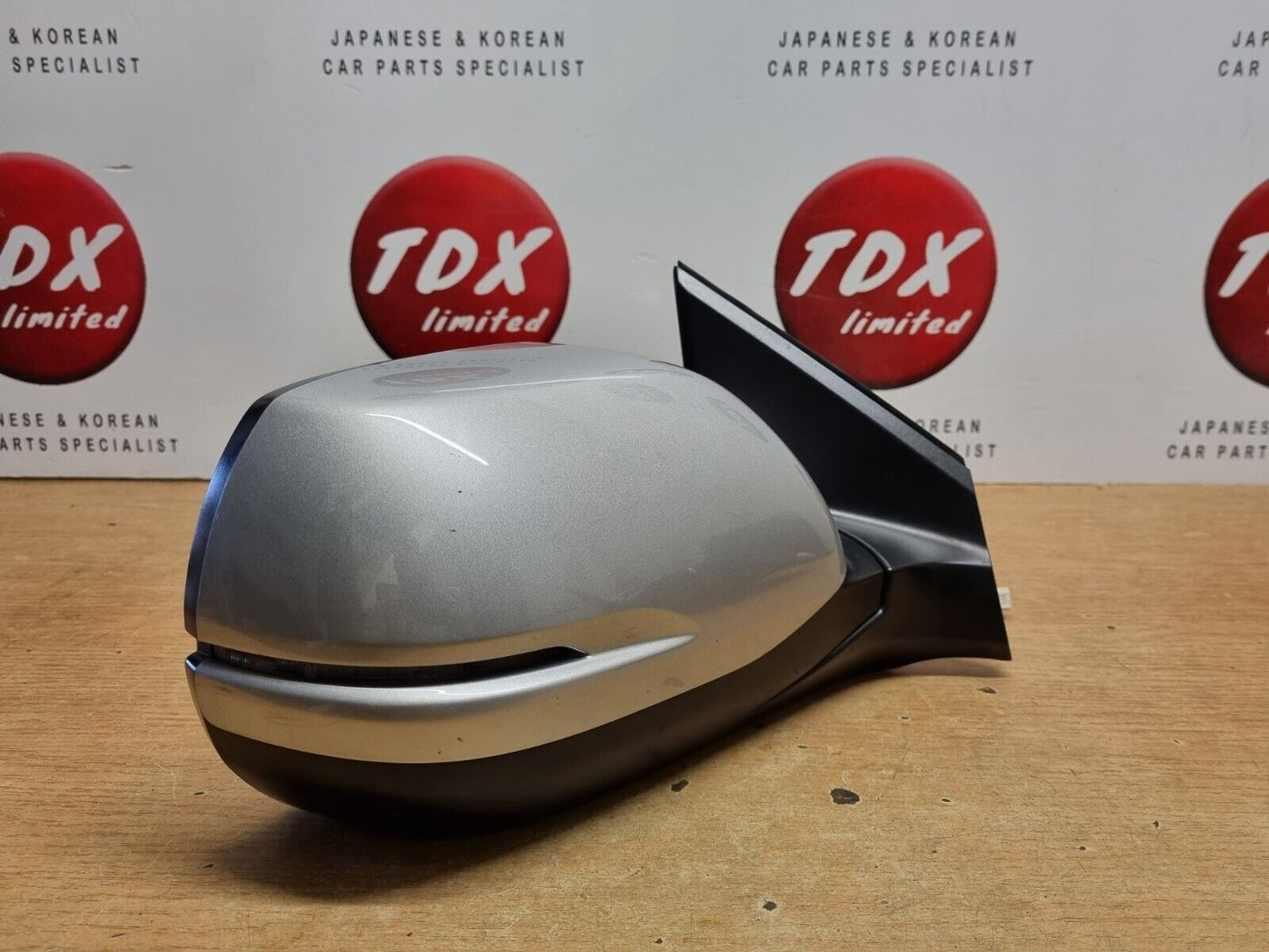 HONDA CR-V MK4 2013-2016 GENUINE DRIVERS SIDE POWER FOLD WING MIRROR IN SILVER