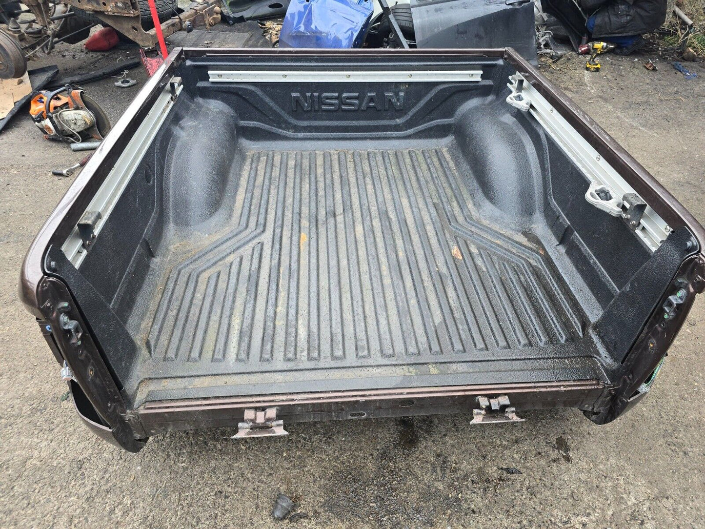 NISSAN NAVARA NP300 D23 2015-2022 GENUINE REAR BOOT TRUCK BED BOX TUB NON-ADBLUE