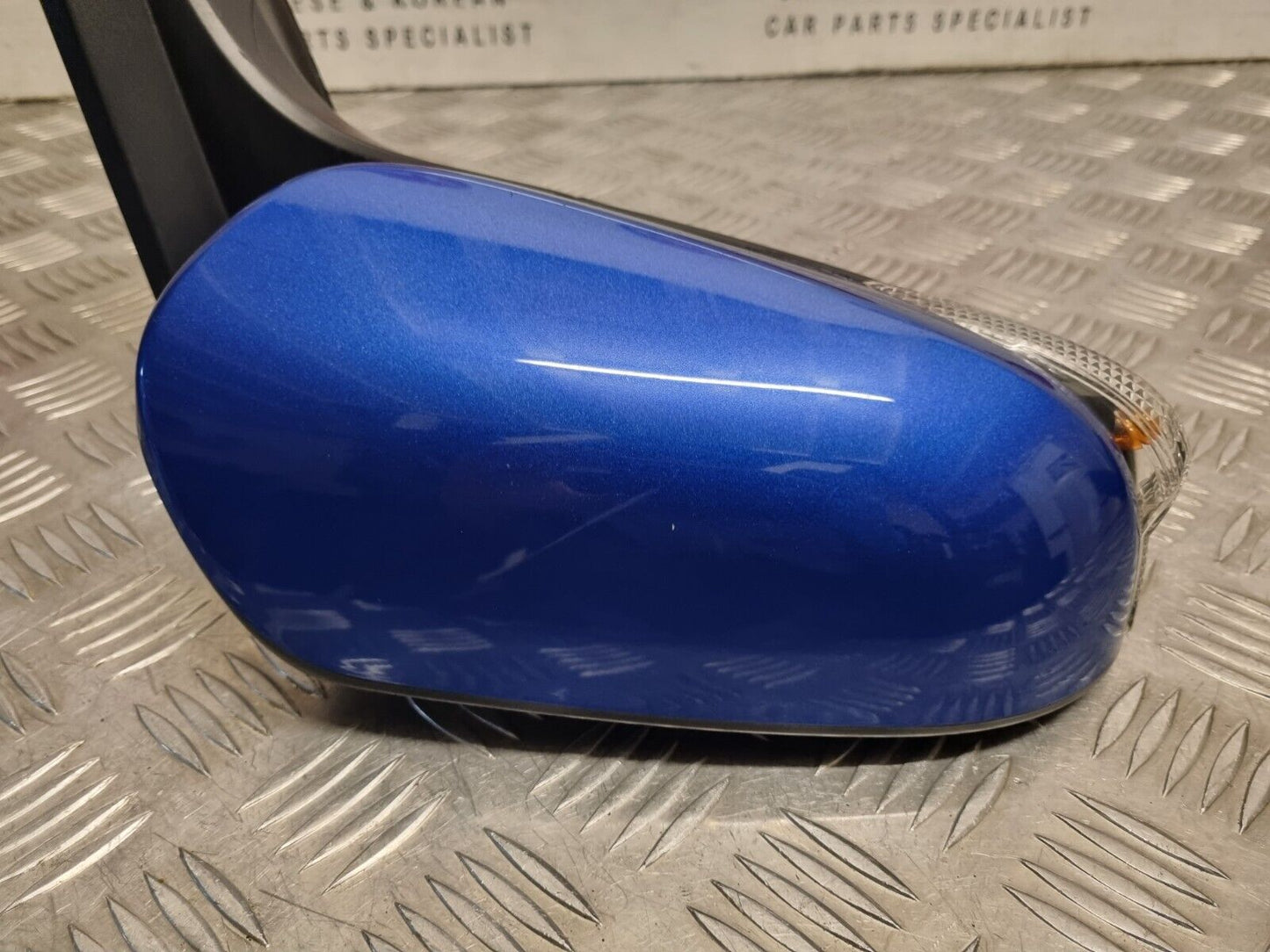 TOYOTA C-HR 2016-2019 GENUINE DRIVERS SIDE MANUAL FOLD INDICATOR WING MIRROR