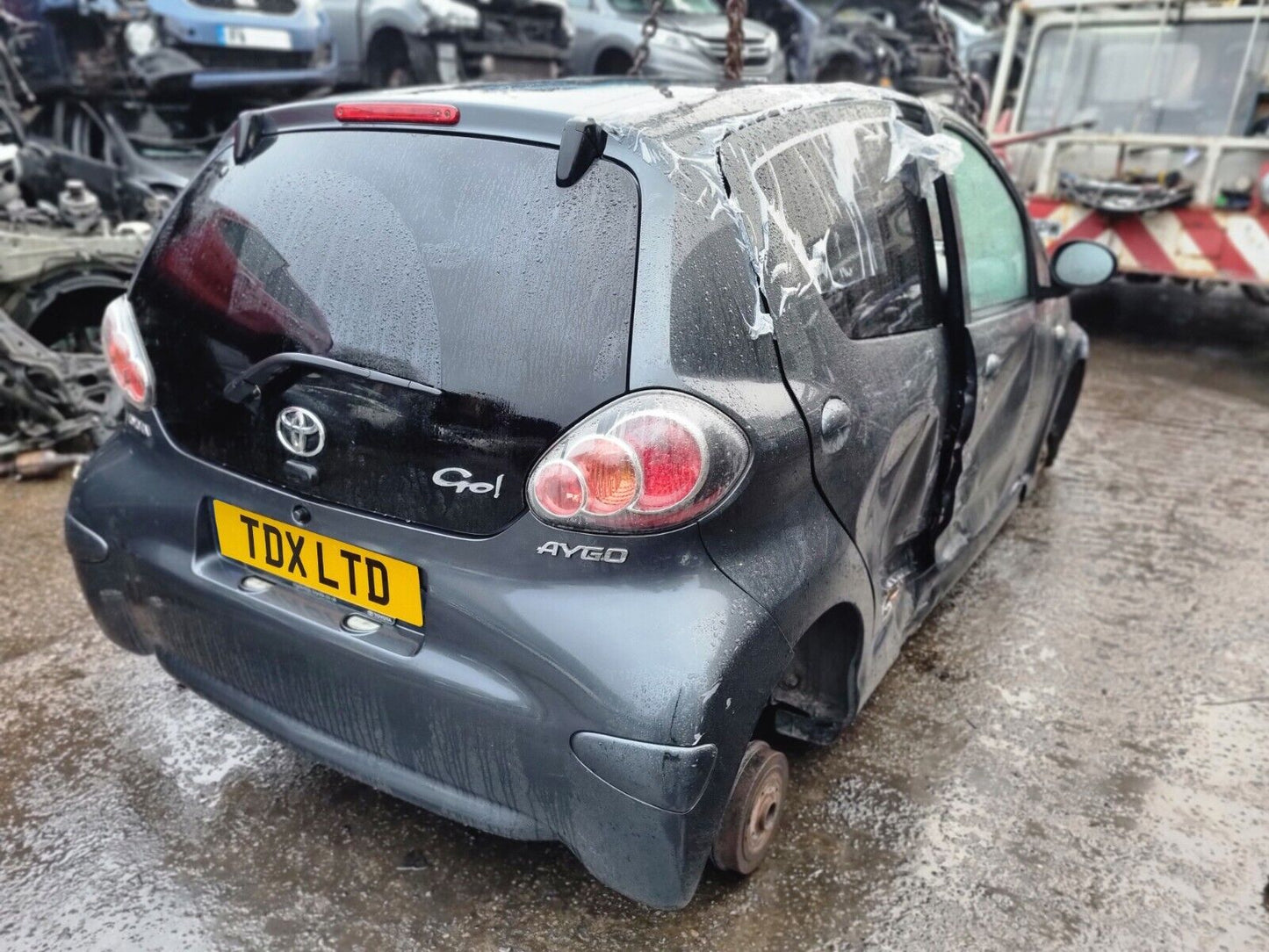 2011 TOYOTA AYGO GO MK1 AY1 1.0 PETROL VVT-I 5 SPEED MANUAL VEHICLE FOR BREAKING