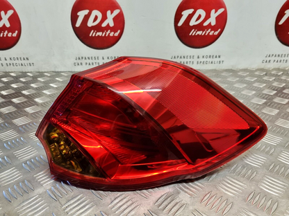 Kia Ceed (Jd) 2012-2018 Genuine Drivers Side Rear Outer Brake Light 92402-A20 1