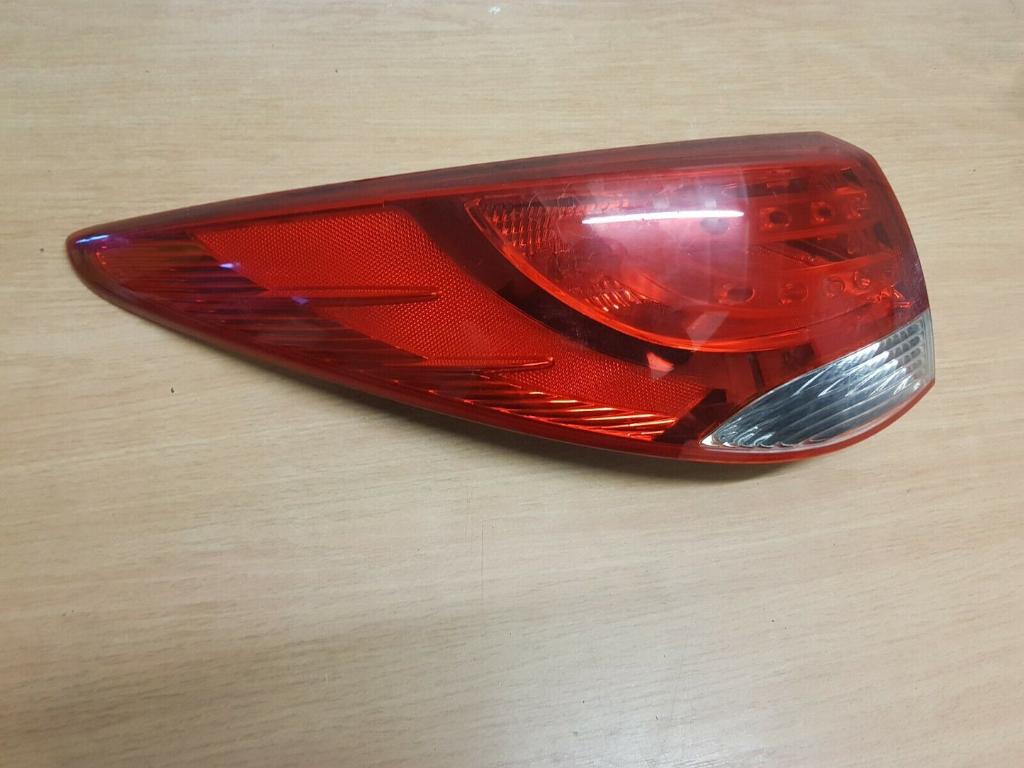 Hyundai IX35 Passengers Rear Outer Tail Light 2010 2011 2012 2013 2014 2015