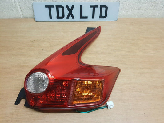 Nissan Juke F15 Driver Side Pre Facelift Rear Outer Tail Light Lamp 2010-2013