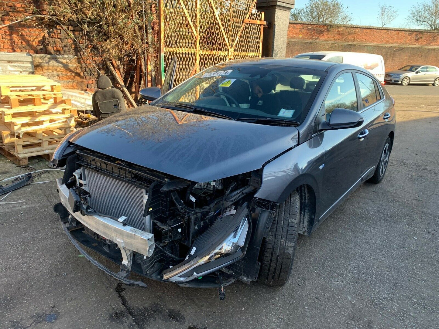 Hyundai Ioniq Premium 2017 1.6 Semi-Auto Hybrid Breaking/Spares/Parts