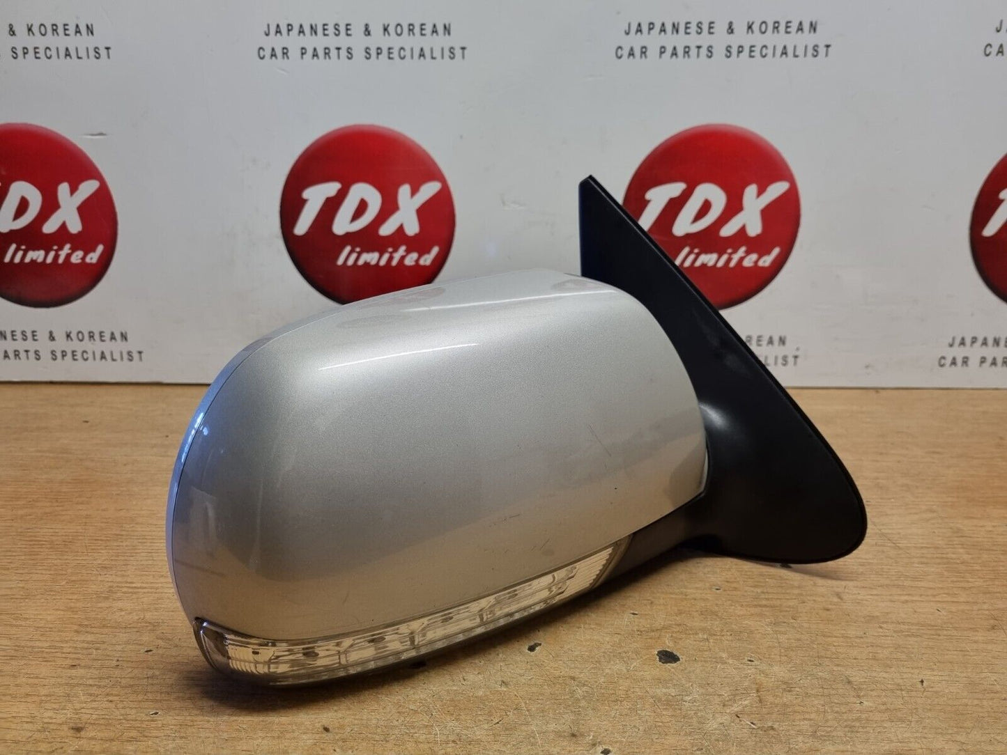 HYUNDAI SANTA FE MK2 2010-2012 FACELIFT DRIVERS SIDE POWER FOLD WING MIRROR