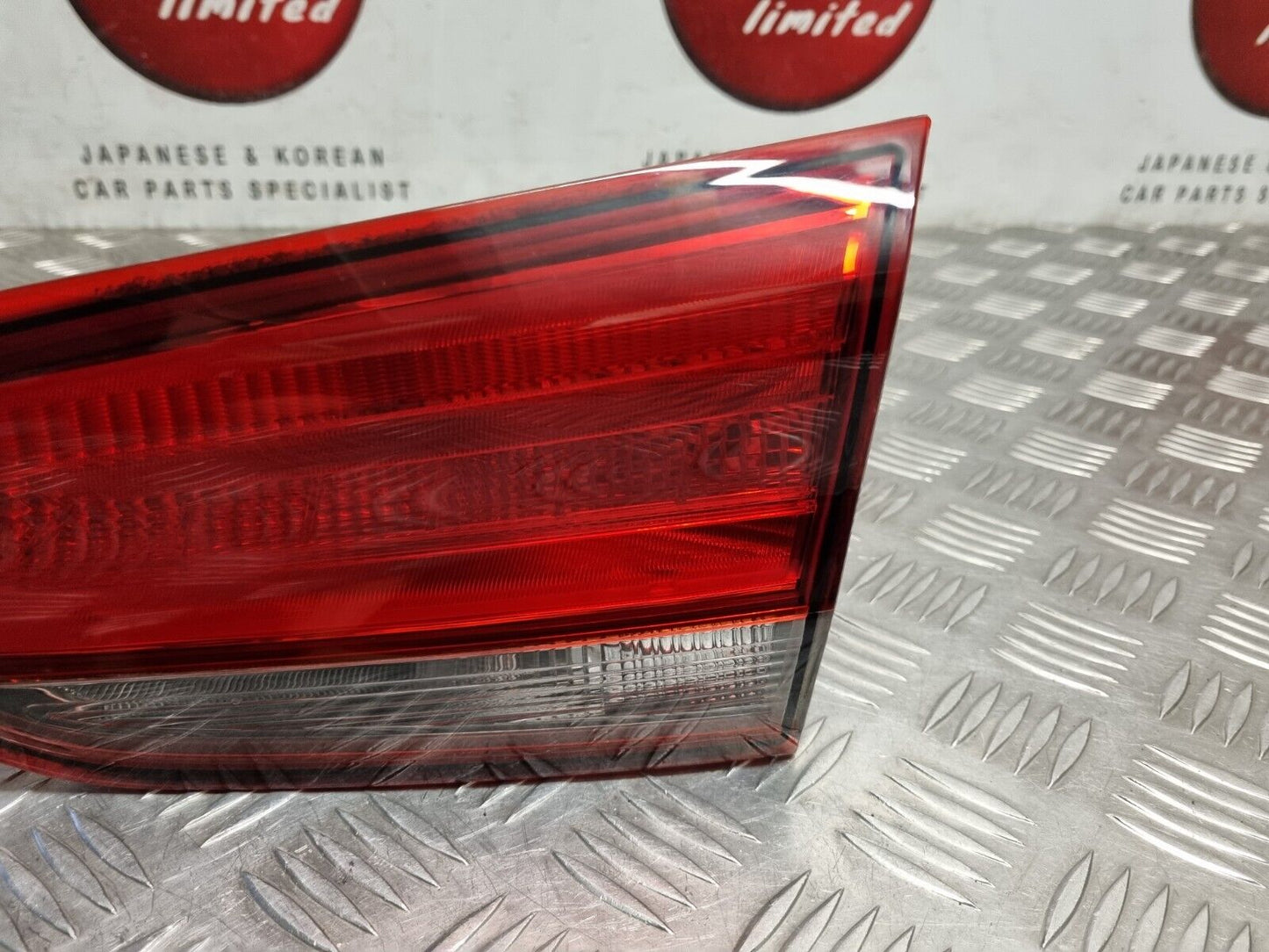 HYUNDAI I30 HATCHBACK MK3 2017-2019 GENUINE DRIVERS SIDE REAR INNER TAIL LIGHT